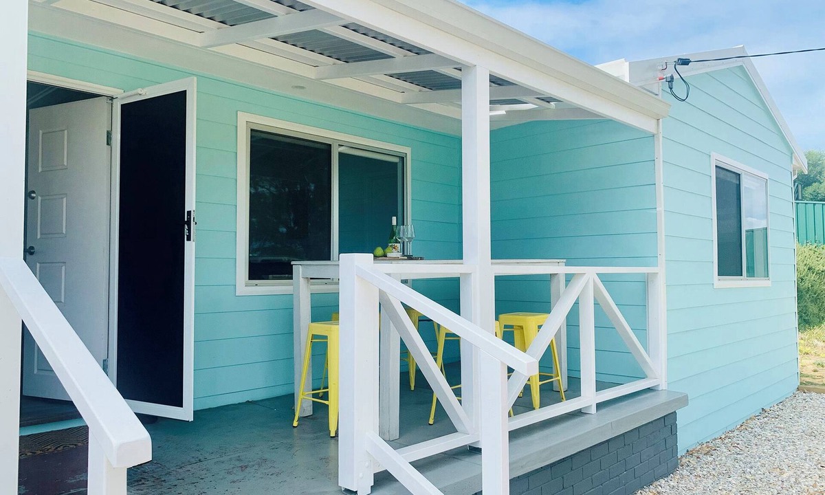Lancelin House | Playgrounds -Your perfect Family Getaway Awaits!