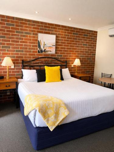 Rutherglen Hotel | Poachers Paradise