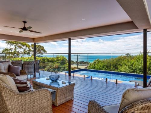 Dromana House | Poolside Getaway Dromana