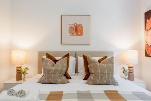 Prahran House | Prahran Timeless & Modern Haven - Central Location