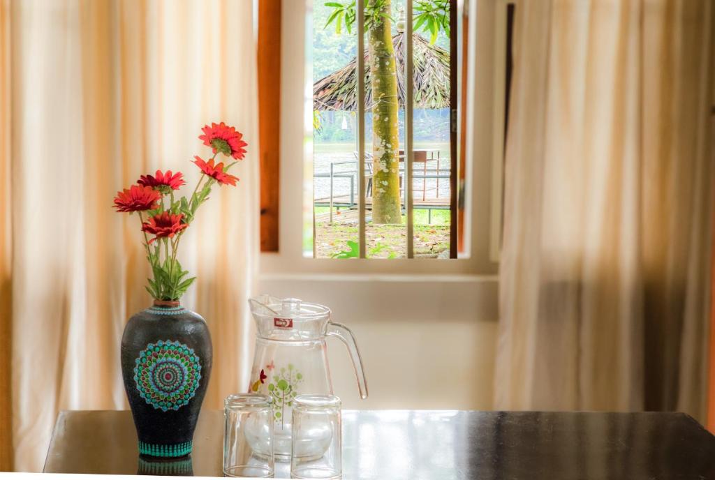 Kanjiramattom House | Pranayakulam Kerala Village Riverside Retreat