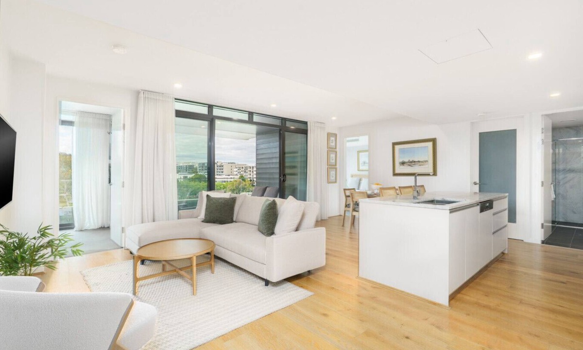 Campbell Apartment | Premium Apartment with Scenic Views near City