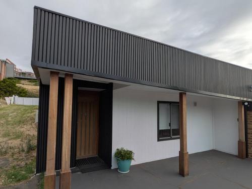 Bunbury Villa | Private Coastal Sanctuary Beachside Escape