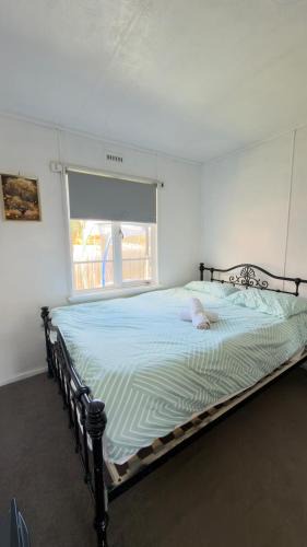 Warrane House | Private Double Room close CBD & Airport