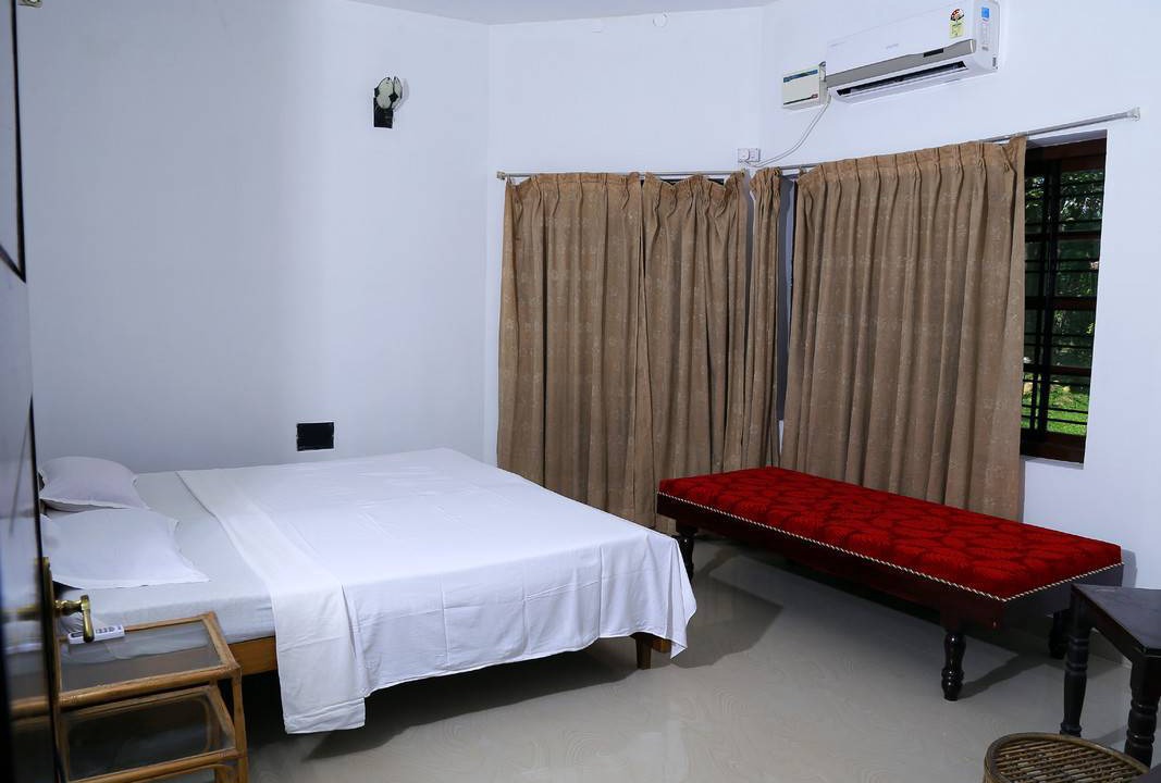 Andhakaranazhy Resort | Private room ∙ 3 guests
