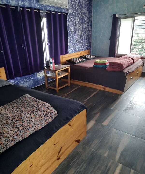 Bolpur Resort | Private room ∙ 5 guests