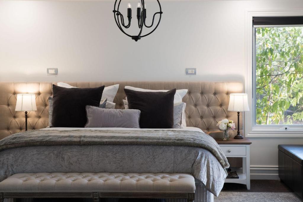 Hepburn Springs House | Provence Spa Villa 2