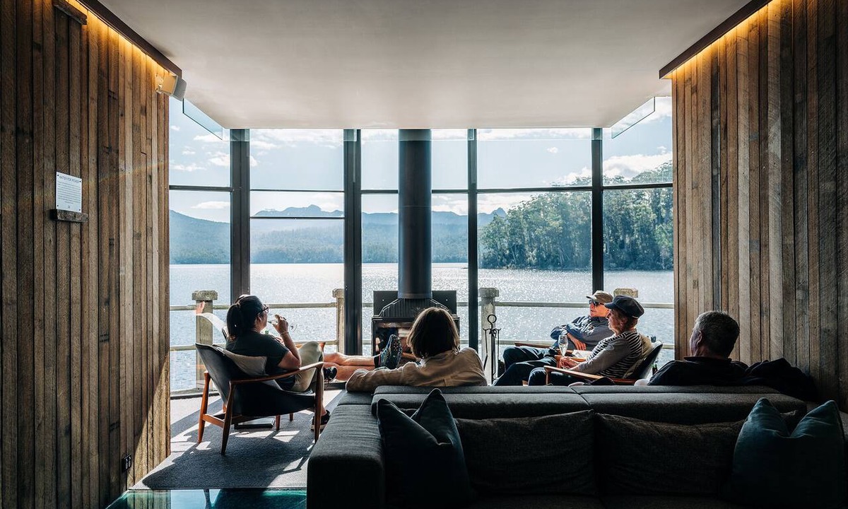Lake St. Clair Hotel | Pumphouse Point