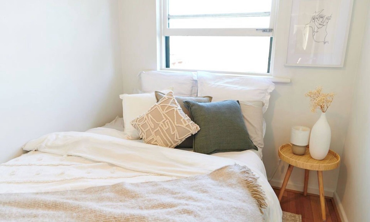 Windsor Apartment | Quaint Apartment Off Chapel Street
