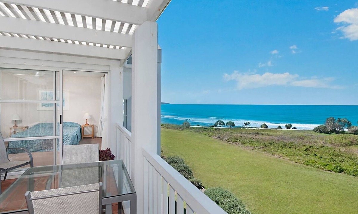 Lennox Head Apartment | Quarterdeck 20 - Spectacular Ocean Views