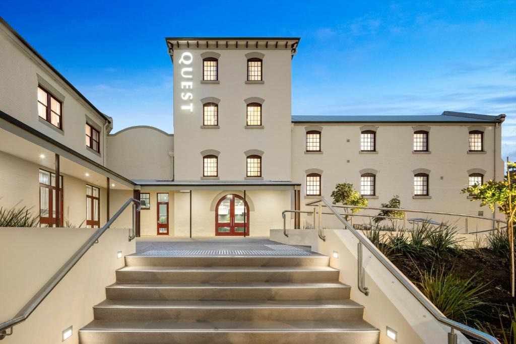 Newcastle West Apartment | Quest Newcastle West