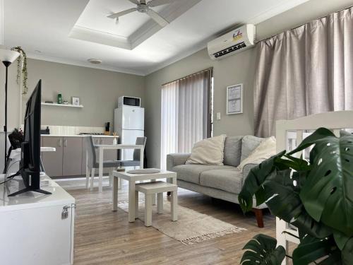 Gosnells House | Quiet Corner - A Sepal Stay