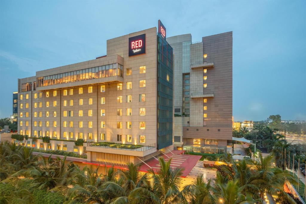 Indore Hotel | Radisson RED Indore