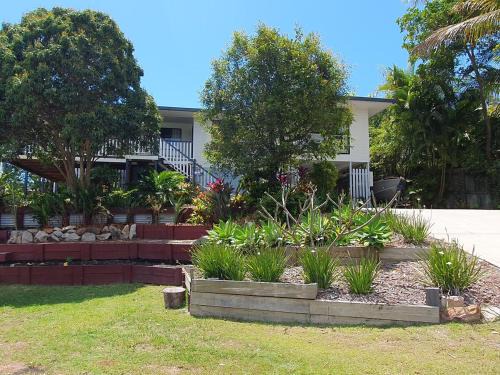 Rainbow Beach Apartment | Rainbow Heights 2 Bed Apartment