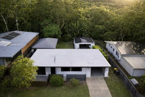 Rainbow Beach House | Rainbow House