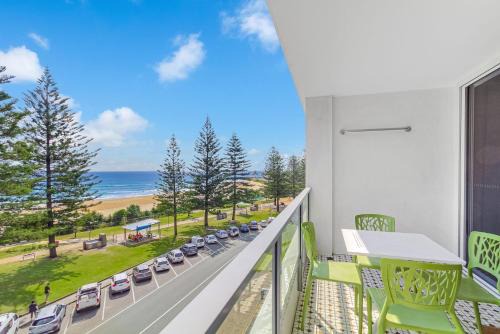 Coolangatta Apartment | Rainbow Pacific Unit 12