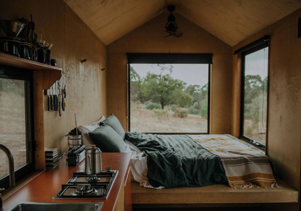Moonambel House | Remote Off-Grid Cabin in the Wilderness - Jude