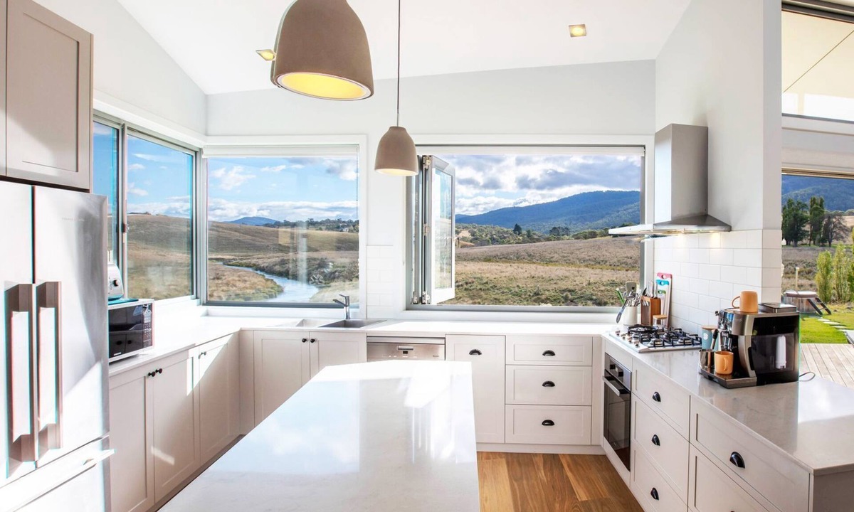 Moonbah House | River K Lodge - 4 Eagle View Road