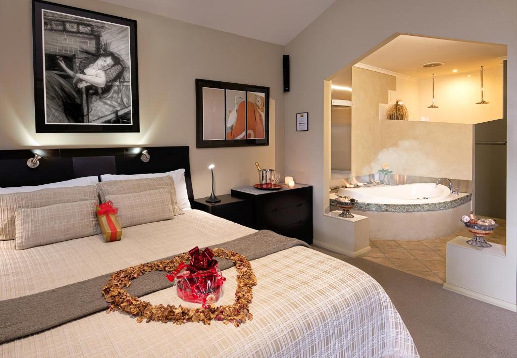 Cowirra Villa | Riverview Rise Retreats