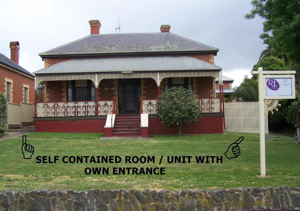Maryborough Bed & Breakfast | RJ's Bed & Breakfast