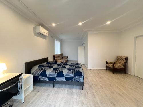 Carlingford House | Room 62