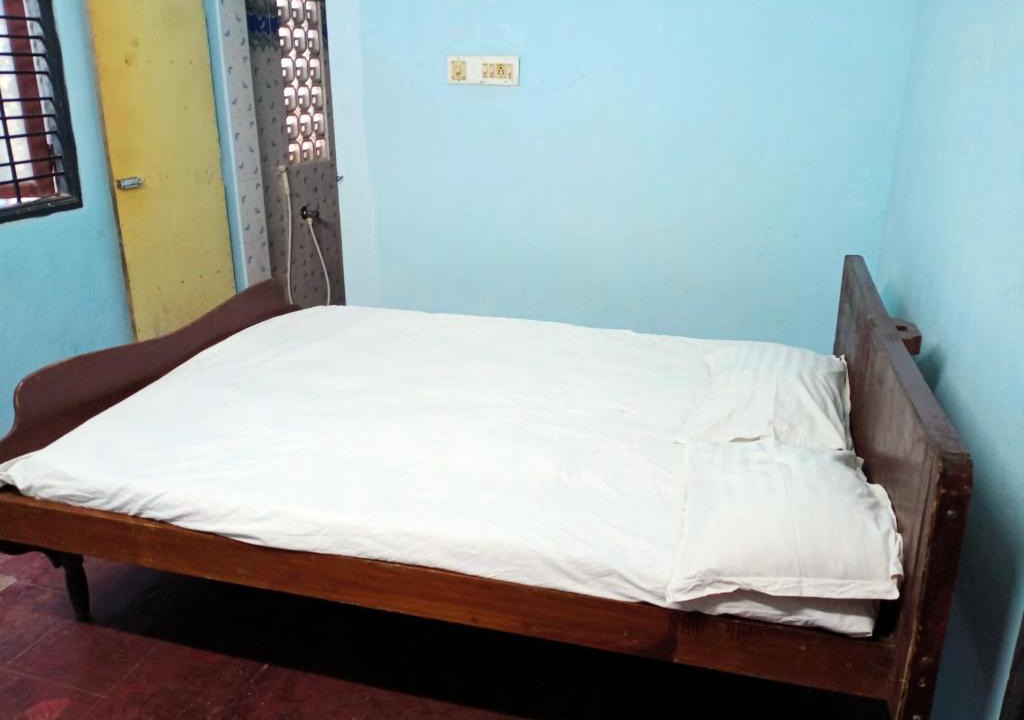 Kalapettai House | room for females