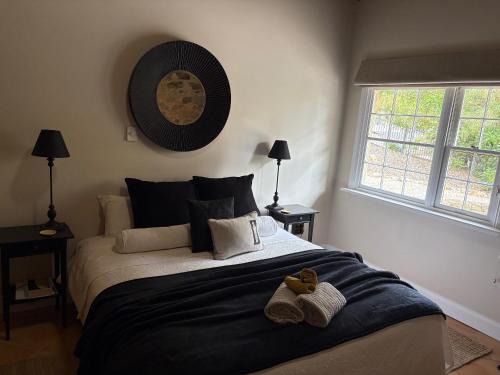 Clare Bed & Breakfast | Roscrow Heritage Retreat