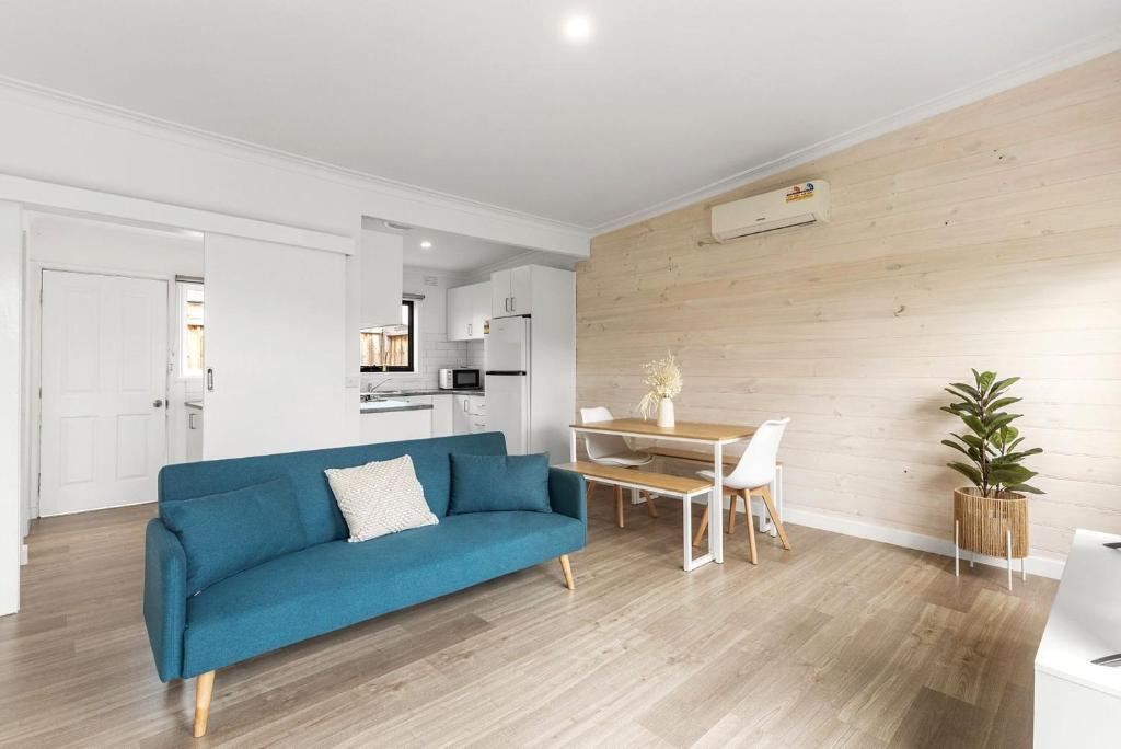 Capel Sound Apartment | Rosebud Beachfront Haven Coastal Bliss Four