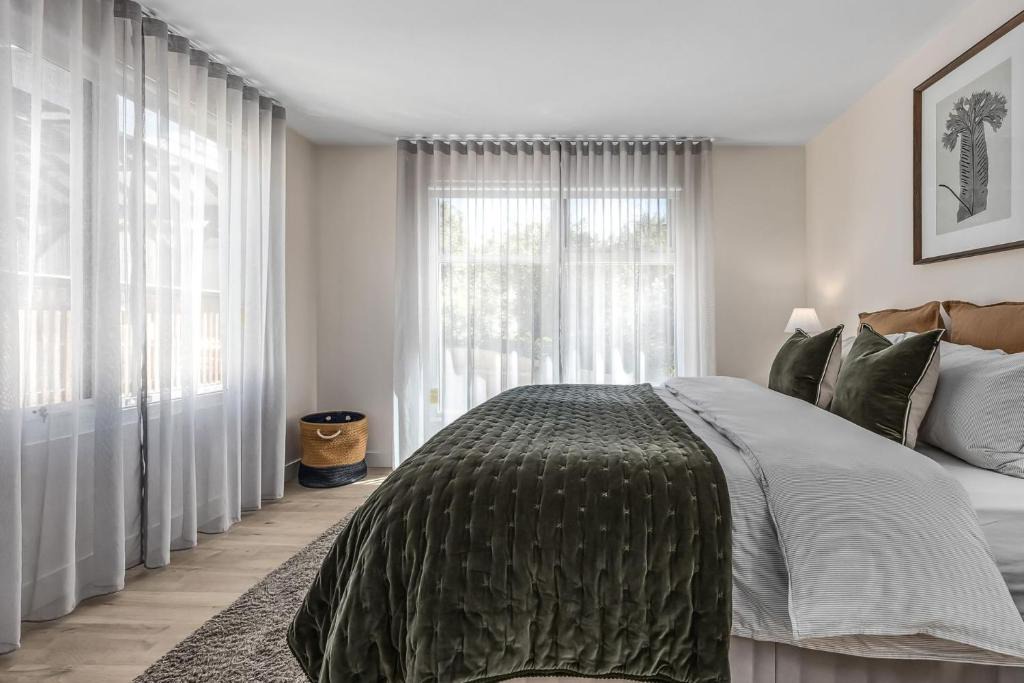 Hepburn Springs House | Roxy on Church