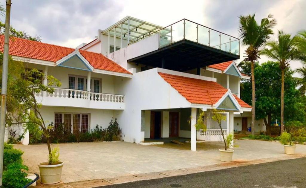 Vadanemelli Apartment | Royal Experiences Icon Beach House, ECR Sea Side Villa