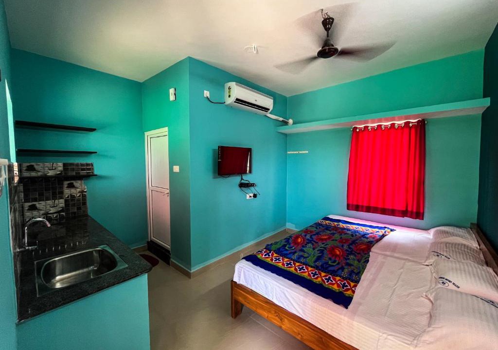 Kalapettai Hotel | ROYAL GRAND RESIDENCY near Paradise Beach