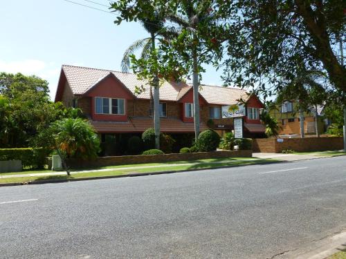 Coffs Harbour Hotel | Royal Palms Motor Inn