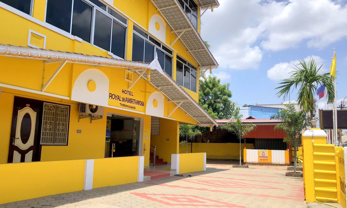 Thirukadaiyur House | Royal Shree Amirthayoga