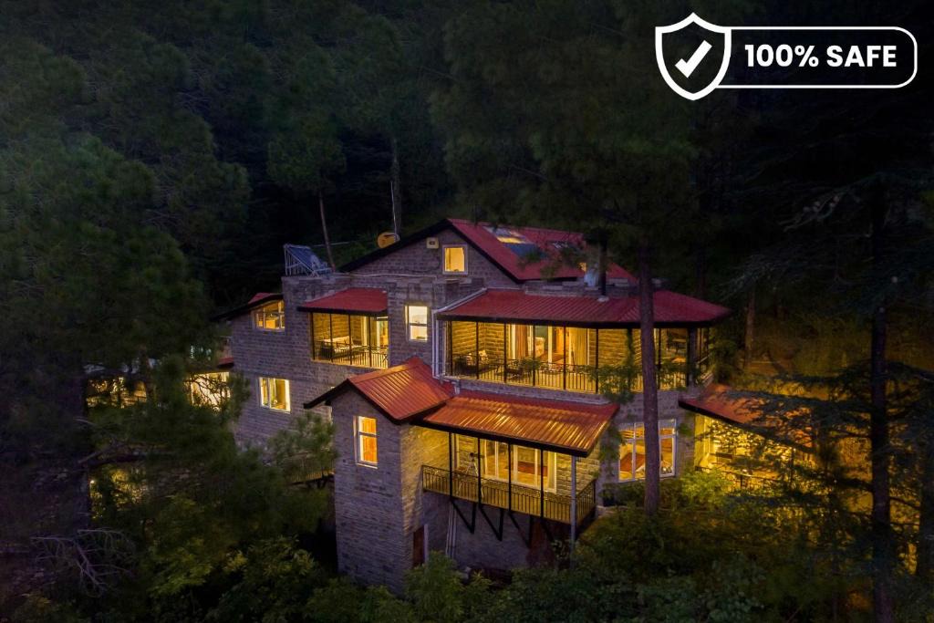 Chail Villa | SaffronStays Ekam, Chail - forest villa near Chail cricket ground