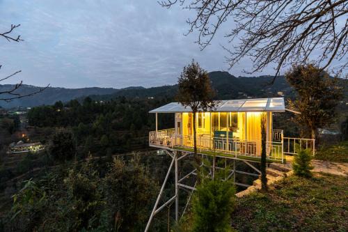 Kasiyalekh Villa | SaffronStays Prism Hill - Glass Suite