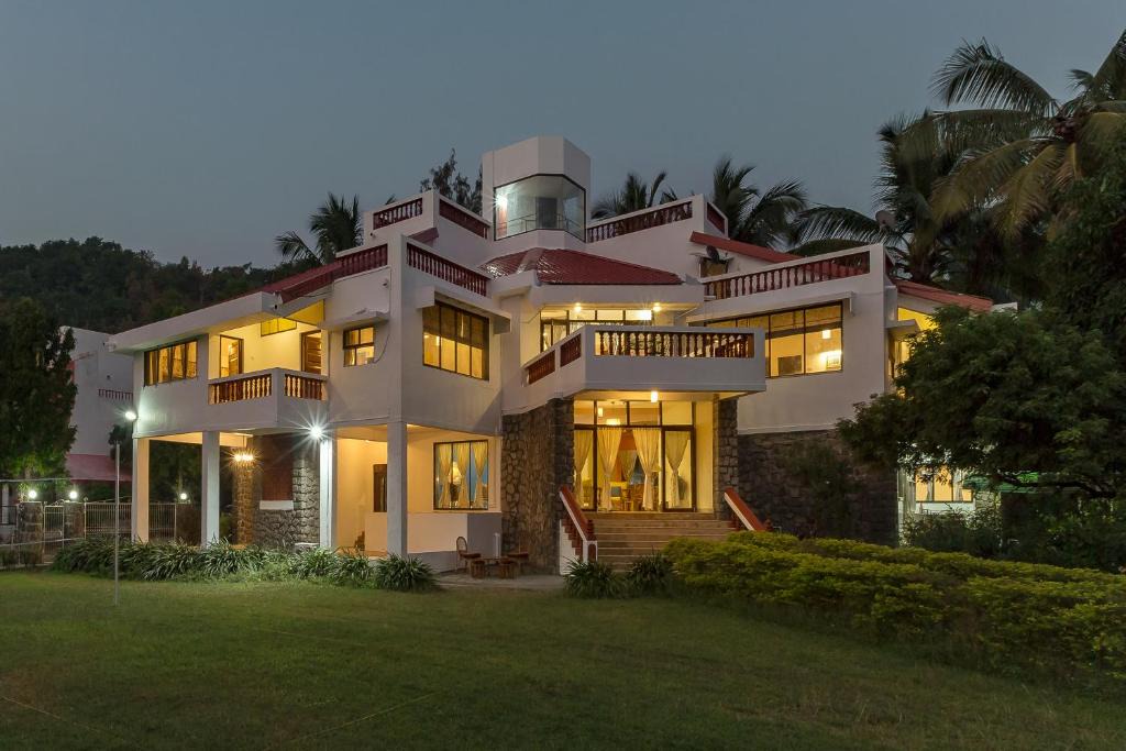 Murud Villa | SaffronStays Sanskriti, Kashid