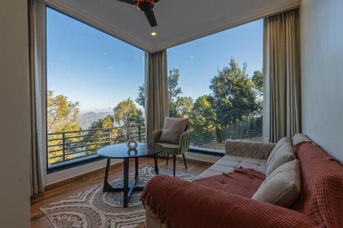 Kaul Villa | SaffronStays The Unwind Chalet Bloom Suite