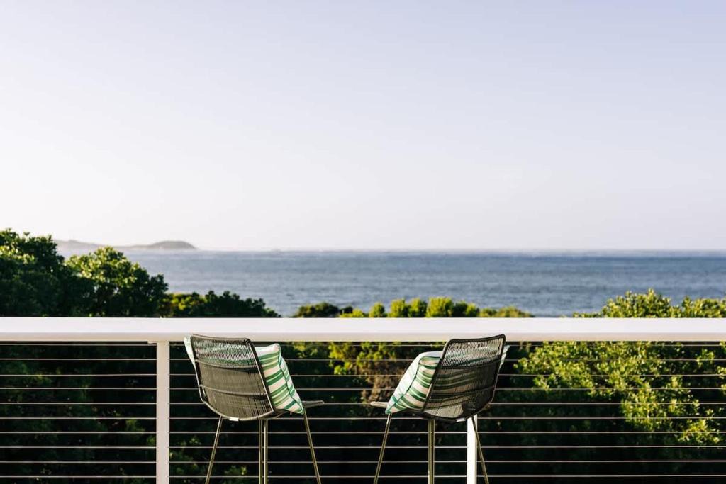 Queenscliff House | Sagres Queenscliff, Designer Oceanfront Escape with Pool & Sauna