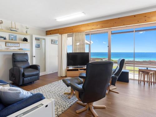 Carrickalinga House | Sand Castles 34 Gold Coast Drive