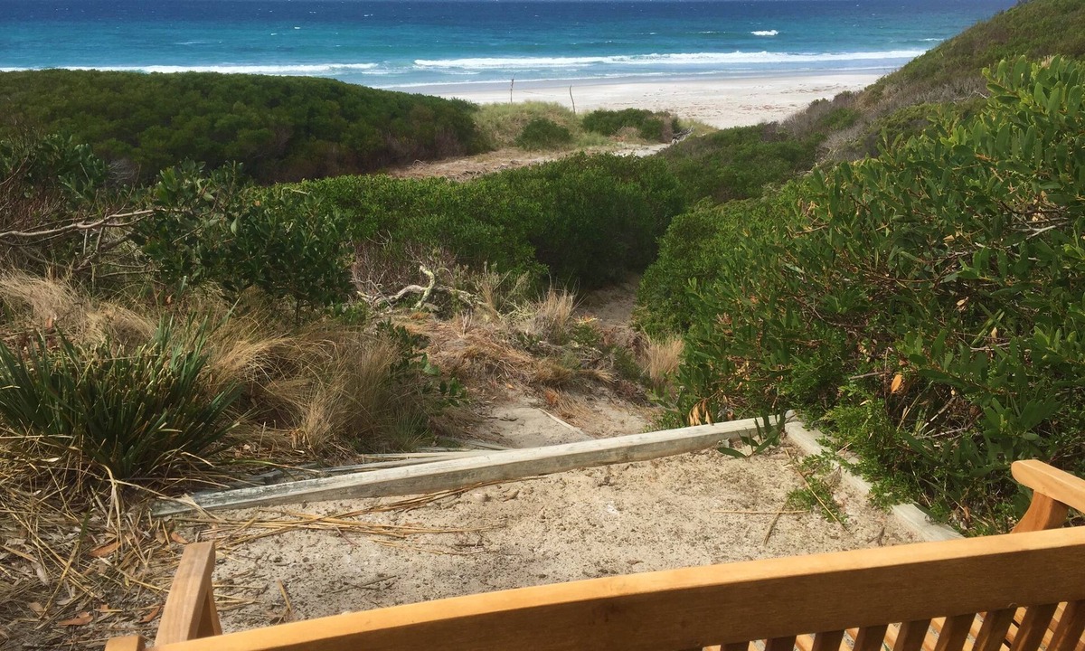 Douglas River Cottage | Sandpiper Ocean Cottages