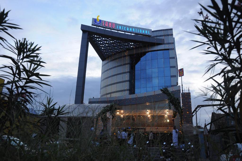 Namakkal Hotel | Sanu International