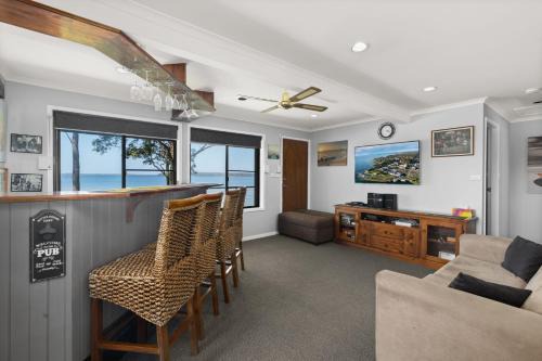 St. Georges Basin House | Sea Eagle by Experience Jervis Bay