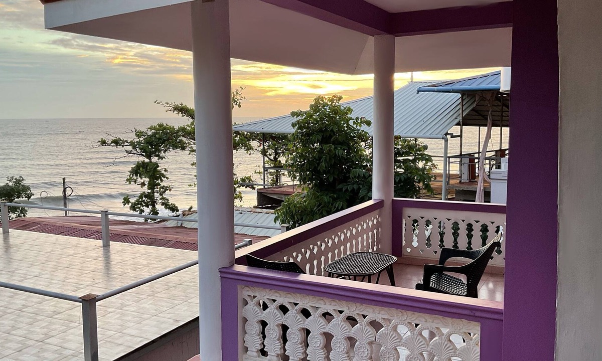 Varkala Villa | Sea Wings