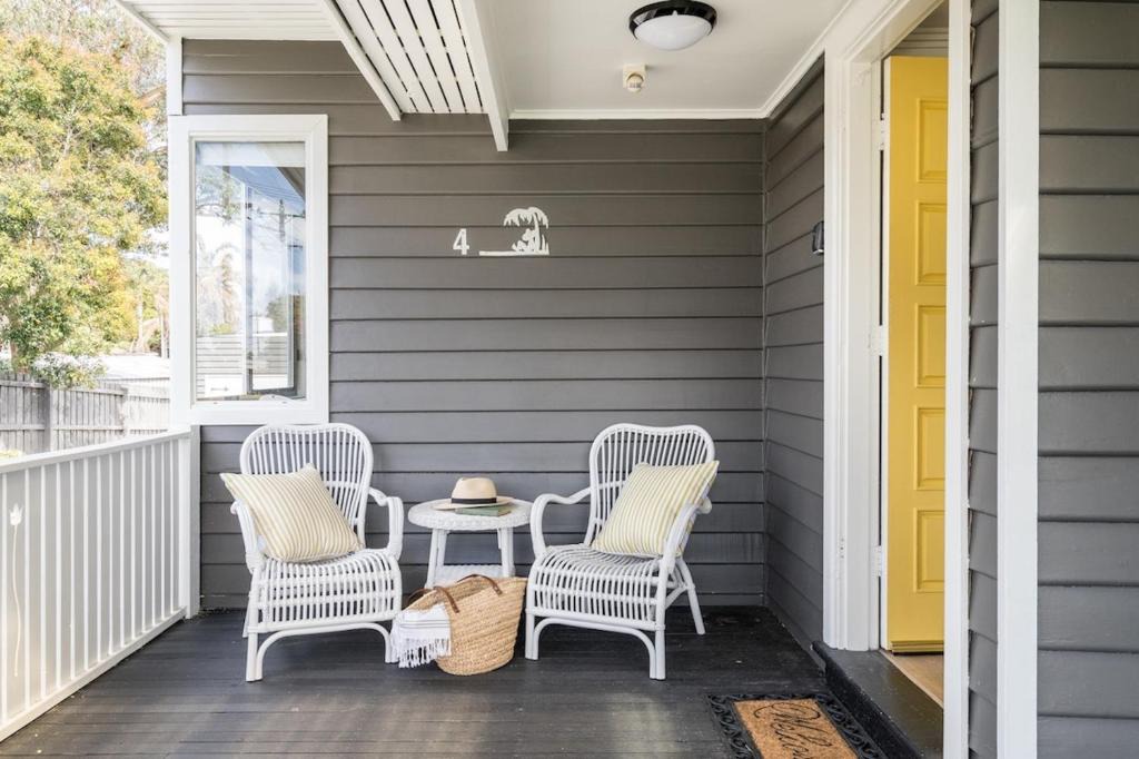 Capel Sound House | Seafarers Cottage