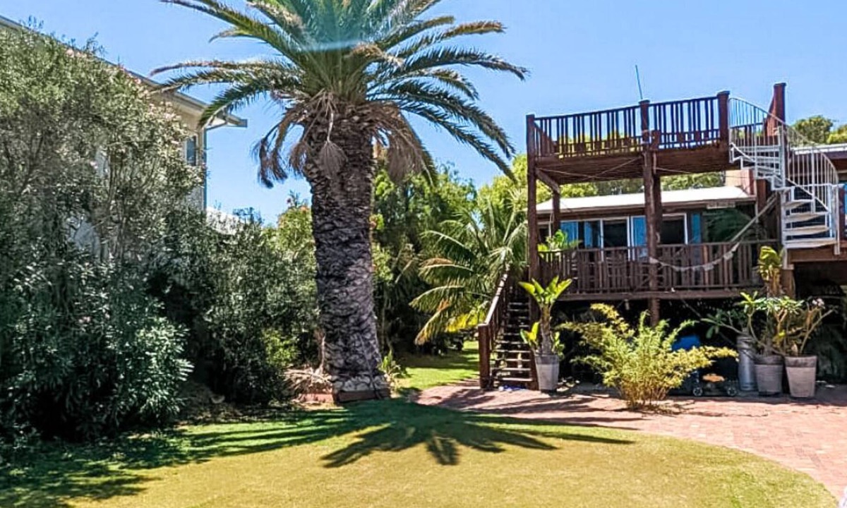 Lancelin House | Seldom Inn