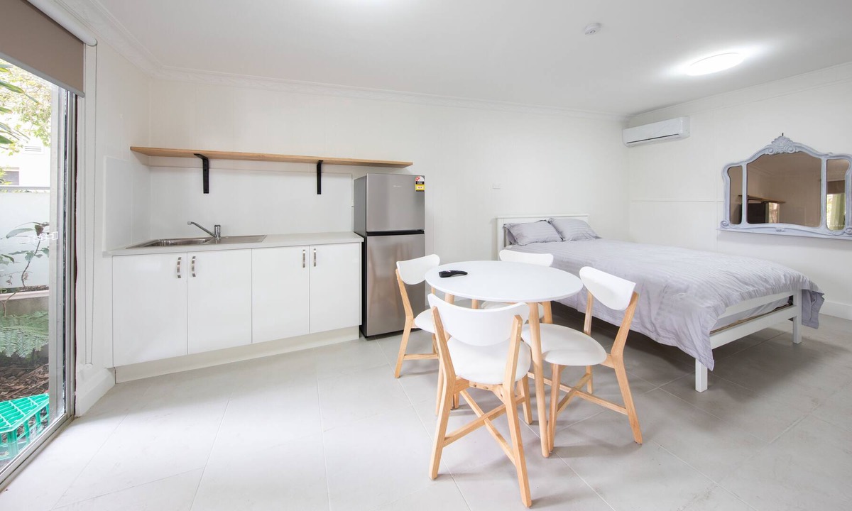 Wollongong CBD Apartment | Self contained studio - Beach Shack
