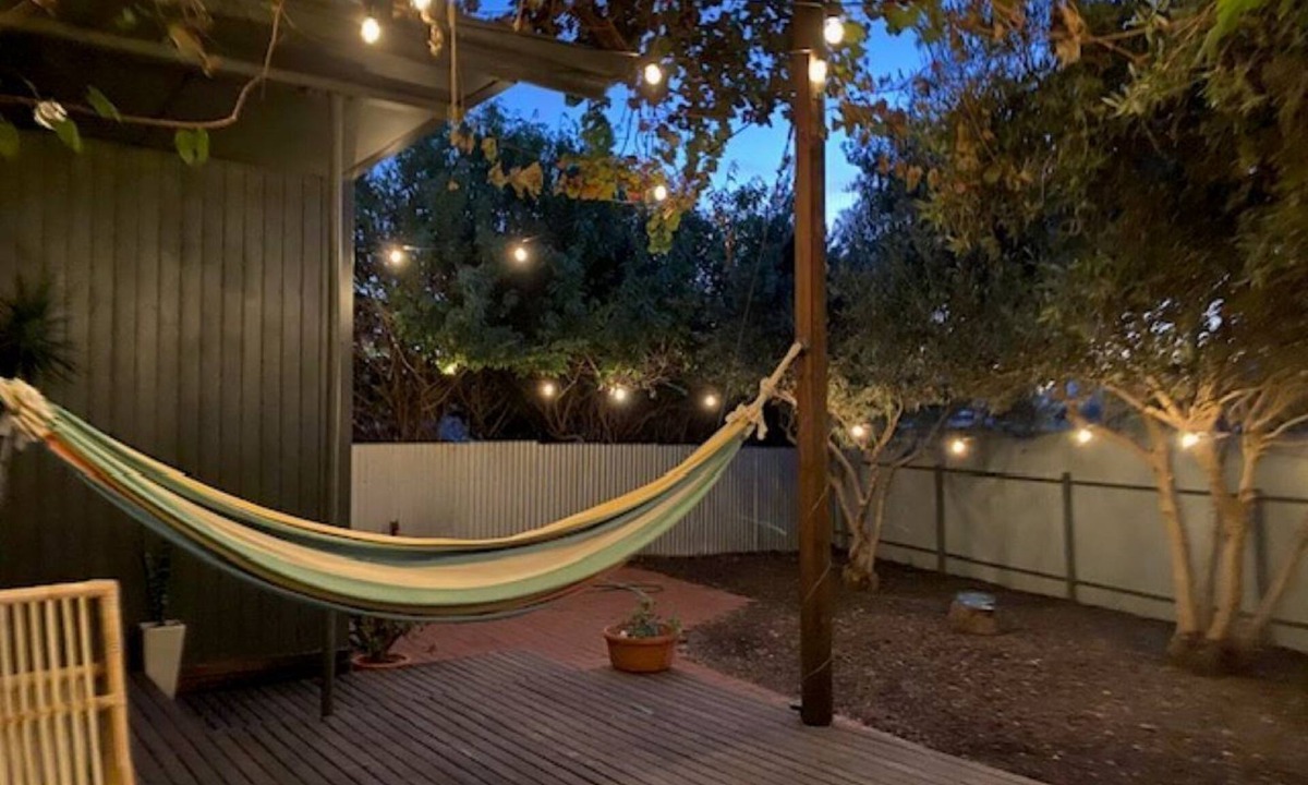 Sellicks Beach House | Sellicks Beach Getaway - Cosy 3 bedroom home, 1 street back from beach. Sleeps 8