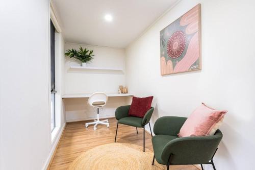 Berwick House | Serene and Spacious Retreat on the Hills