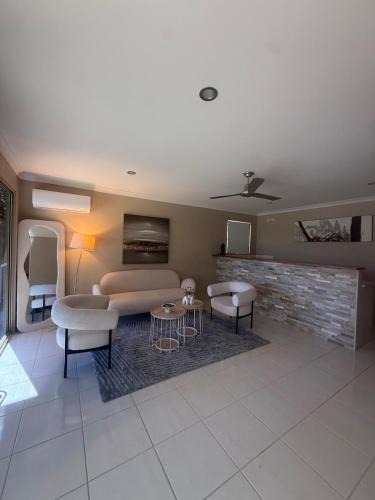 Glen Eden House | Serene Glen Eden Retreat Ground Floor in a shared property