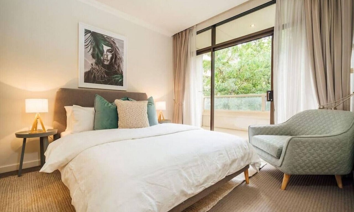 Adelaide Central Business District Apartment | Serene on Grenfell - A Vibrant City Stay